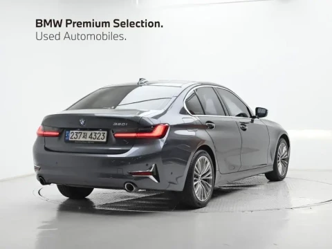 2021 BMW 3 серии с пробегом 60 579 км