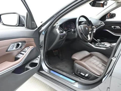 2021 BMW 3 серии с пробегом 60 579 км