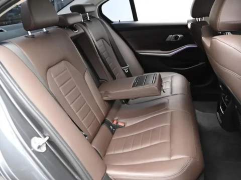 2021 BMW 3 серии с пробегом 60 579 км