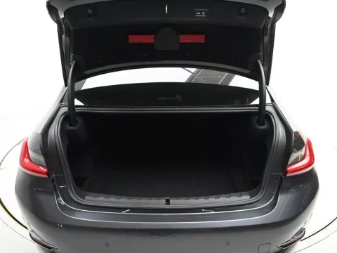 2021 BMW 3 серии с пробегом 60 579 км