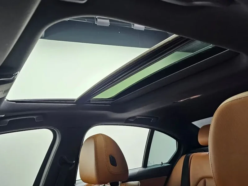 2022 BMW 3 серии с пробегом 52 195 км