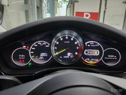 2022 Porsche Panamera с пробегом 22 890 км