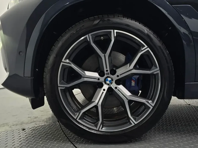 2022 BMW X6 с пробегом 35 886 км