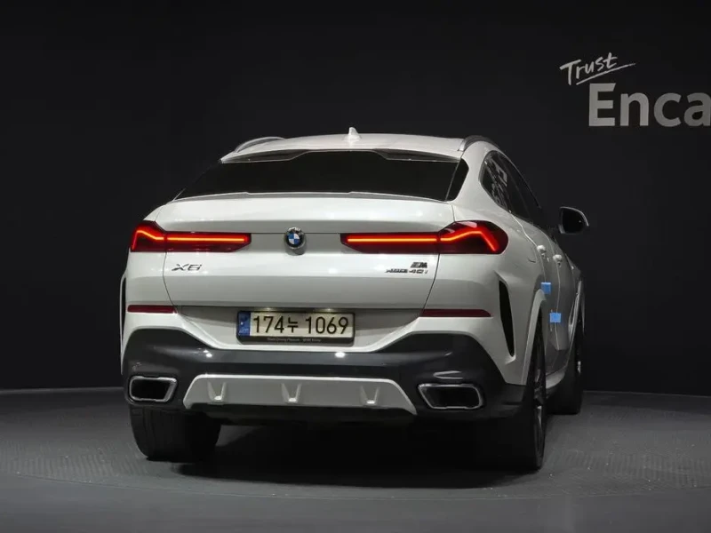 2022 BMW X6 с пробегом 129 012 км