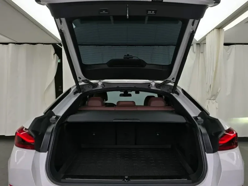 2022 BMW X6 с пробегом 129 012 км