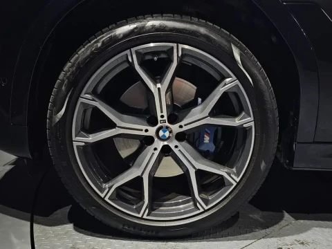 2022 BMW X6 с пробегом 33 463 км