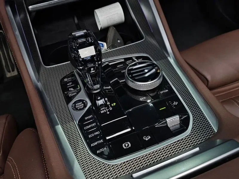 2022 BMW X6 с пробегом 33 463 км