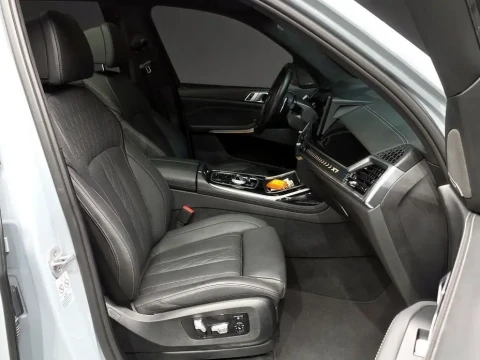 2024 BMW X7 с пробегом 18 583 км