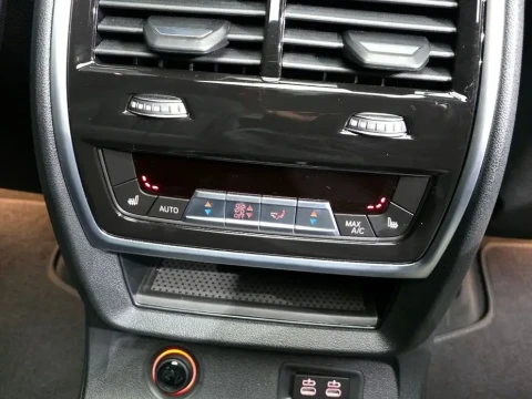 2024 BMW X7 с пробегом 18 583 км