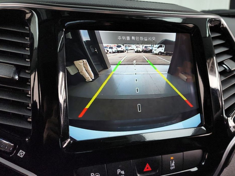 2022 Jeep Cherokee с пробегом 102 399 км