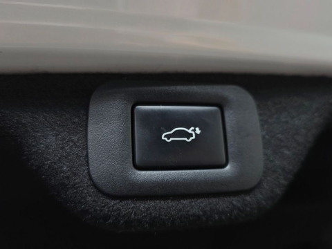 2022 Lexus ES с пробегом 57 289 км