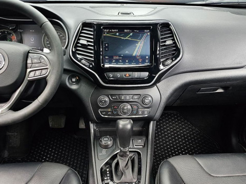 2022 Jeep Cherokee с пробегом 36 059 км