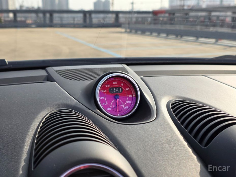 2022 Porsche 718 Spyder с пробегом 60 201 км