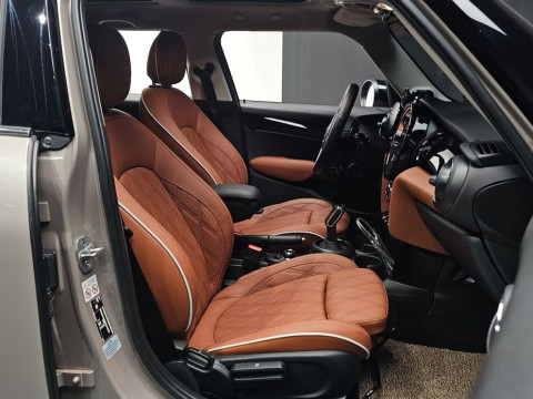 2023 Mini  с пробегом 9 902 км