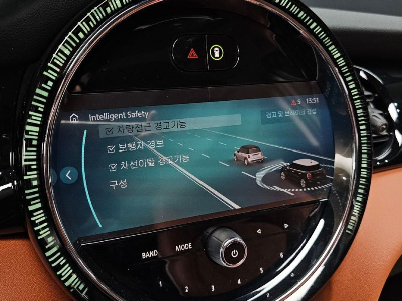 2023 Mini  с пробегом 9 902 км