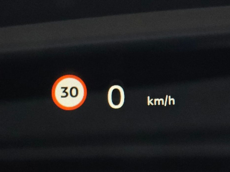 2023 Mini  с пробегом 9 902 км