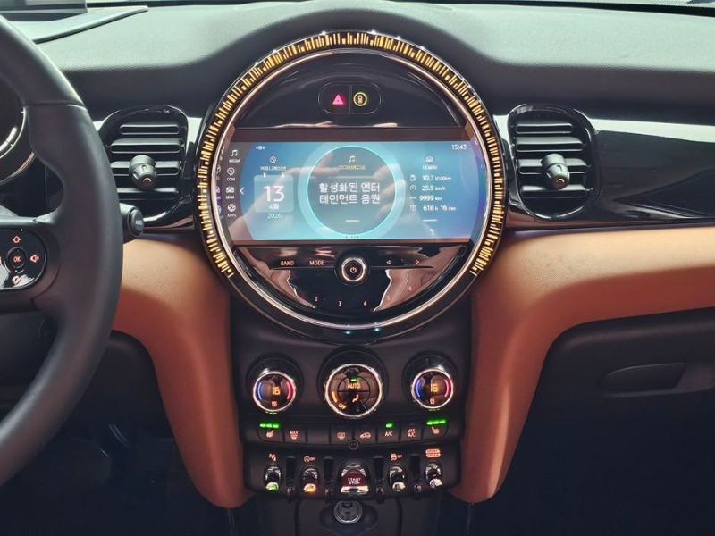 2022 Mini  с пробегом 27 121 км