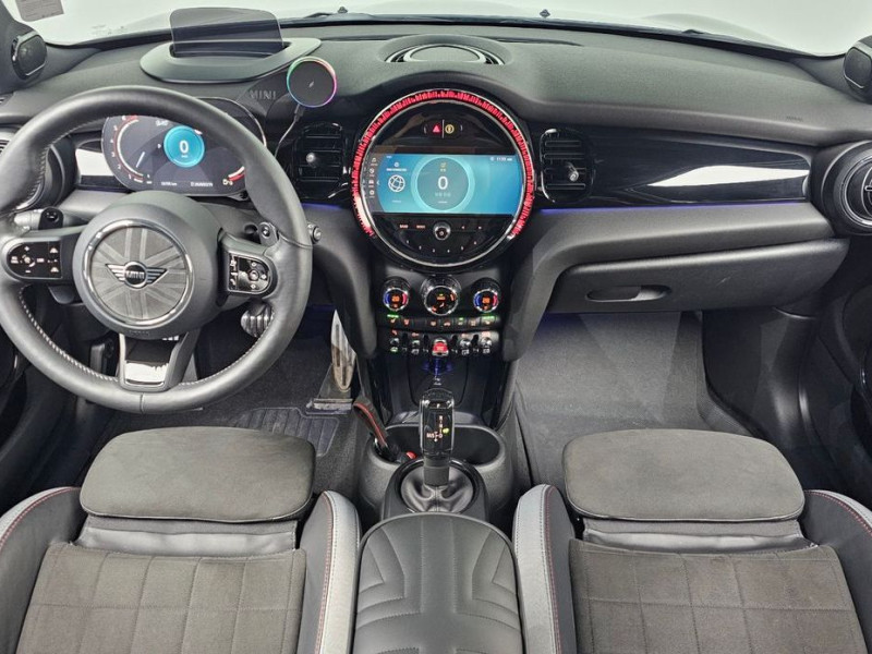 2023 Mini  с пробегом 19 795 км