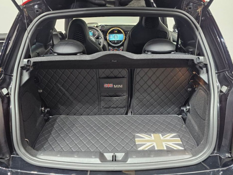 2023 Mini  с пробегом 19 795 км