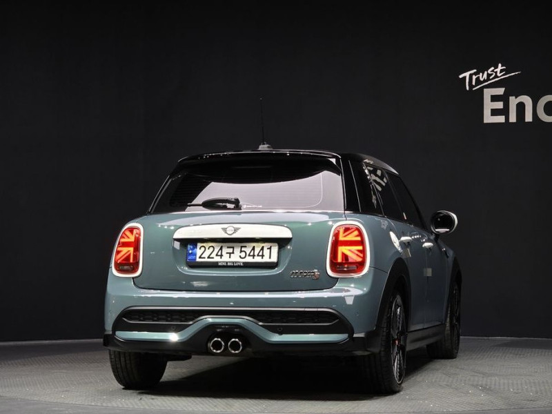 2023 Mini  с пробегом 22 253 км
