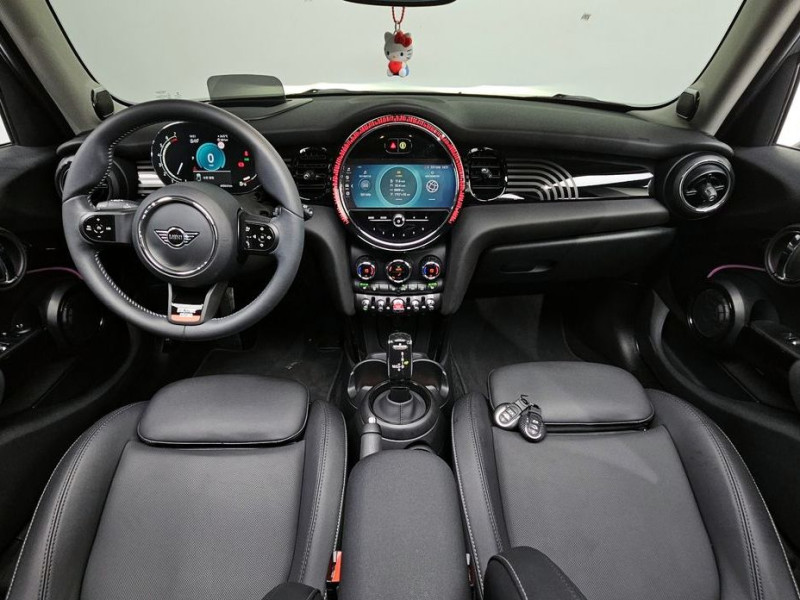 2023 Mini  с пробегом 54 586 км