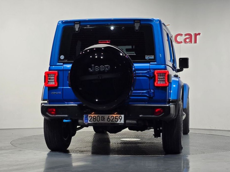 2022 Jeep Wrangler с пробегом 46 878 км