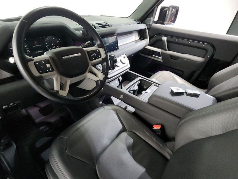 2022 Land Rover Defender с пробегом 38 797 км