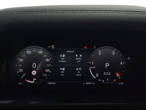 2022 Land Rover Defender с пробегом 38 797 км