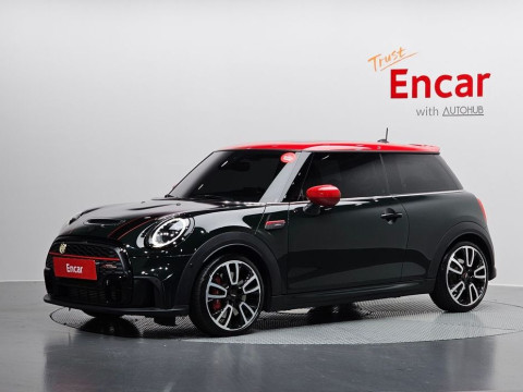 2023 Mini  с пробегом 22 431 км
