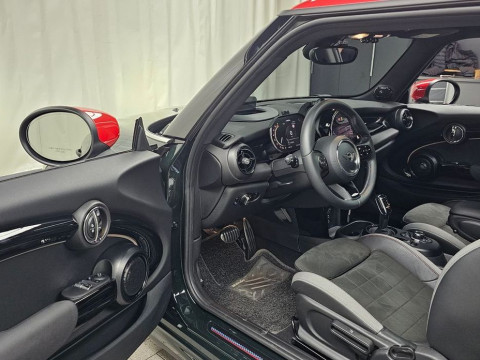 2023 Mini  с пробегом 22 431 км