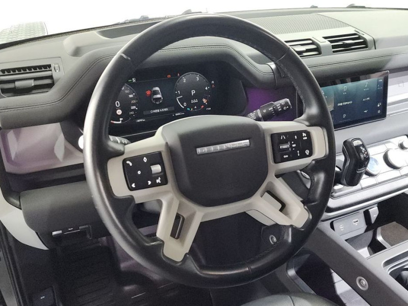 2022 Land Rover Defender с пробегом 38 797 км