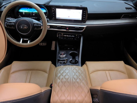 2021 Kia K5 с пробегом 70 936 км