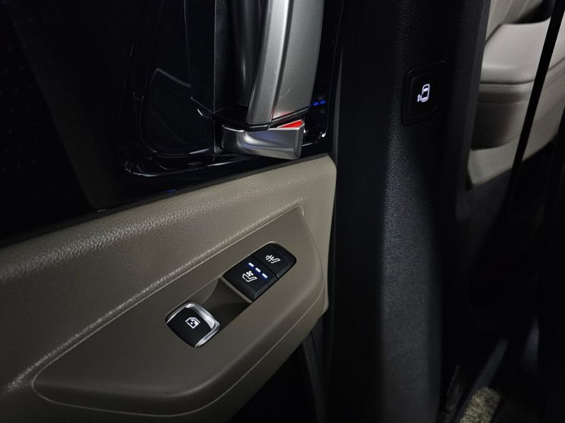 2025 Kia Carnival с пробегом 6 667 км