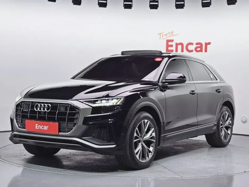 Audi Q8