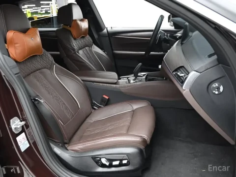 2020 BMW 6 серии с пробегом 83 637 км