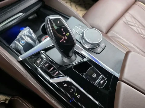 2021 BMW 6 серии с пробегом 78 497 км