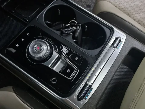 2024 Kia Carnival с пробегом 32 869 км