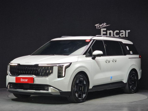 2024 Kia Carnival с пробегом 5 158 км