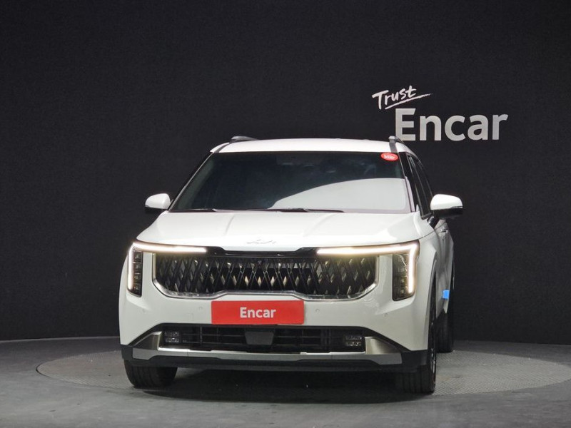 2024 Kia Carnival с пробегом 5 158 км