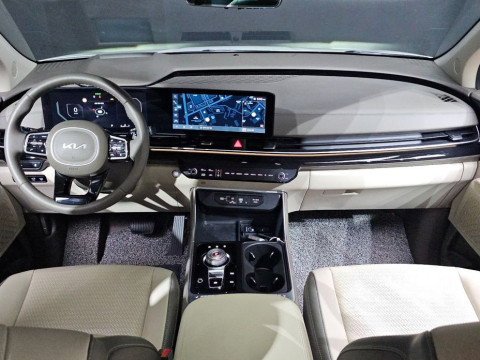 2024 Kia Carnival с пробегом 5 158 км