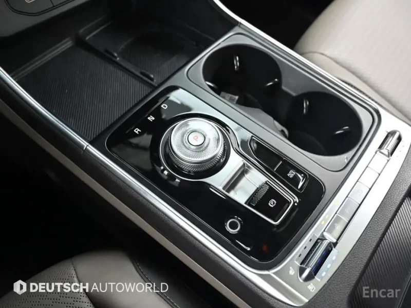 2024 Kia Carnival с пробегом 44 760 км