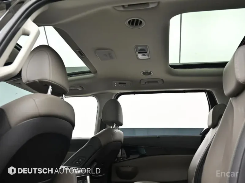 2024 Kia Carnival с пробегом 44 760 км