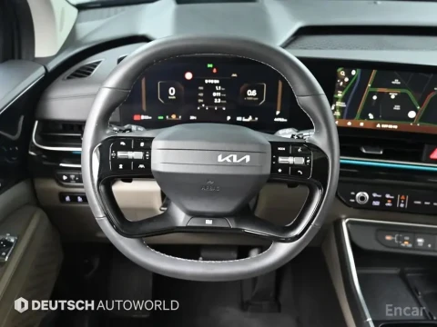 2024 Kia Carnival с пробегом 44 760 км