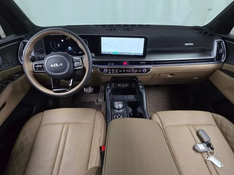 2024 Kia Sorento с пробегом 19 726 км