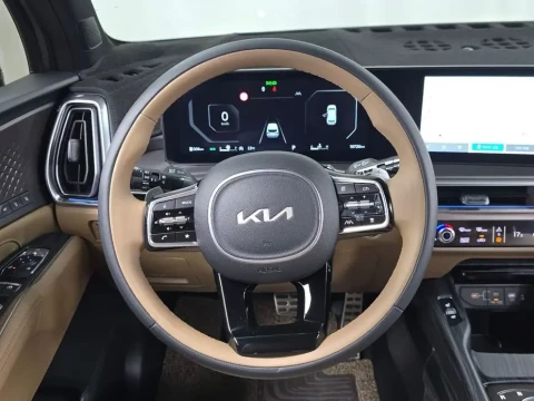 2024 Kia Sorento с пробегом 19 726 км