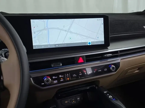 2024 Kia Sorento с пробегом 19 726 км