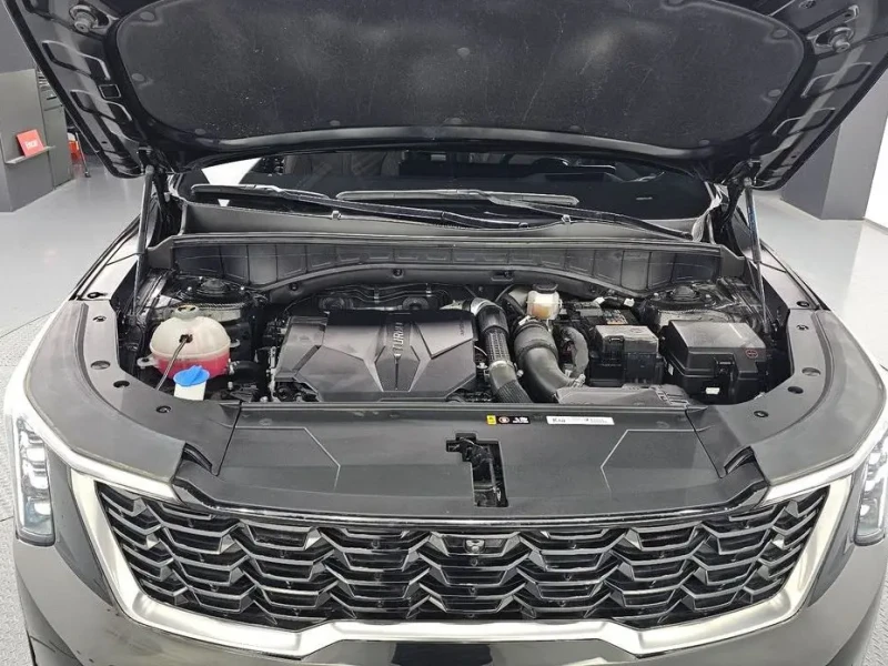 2023 Kia Sorento с пробегом 26 348 км