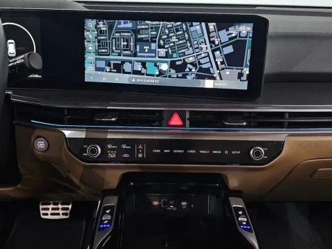 2023 Kia Sorento с пробегом 26 348 км