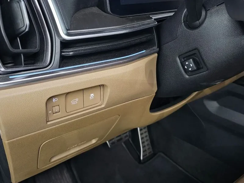 2023 Kia Sorento с пробегом 26 348 км