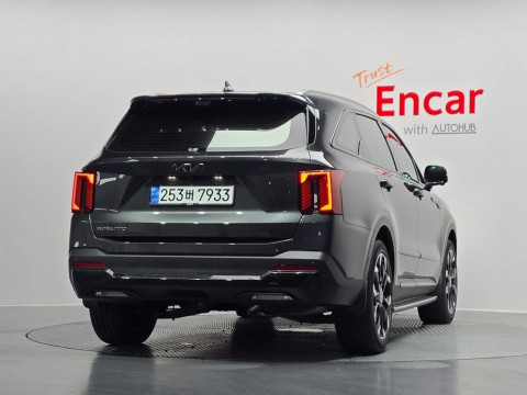 2024 Kia Sorento с пробегом 6 809 км